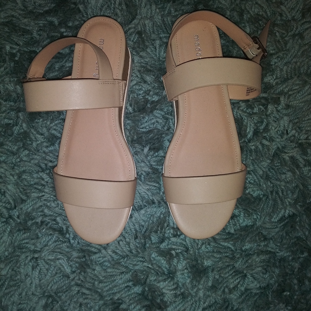 New Women's Steve Madden Platform Sandals Size 9M